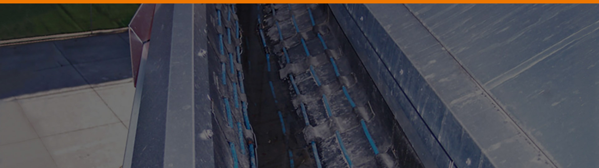 Best roof gutter de-icing systems